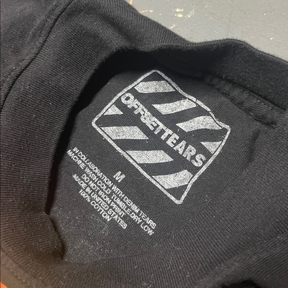 Offset tears - Picture 2 of 5